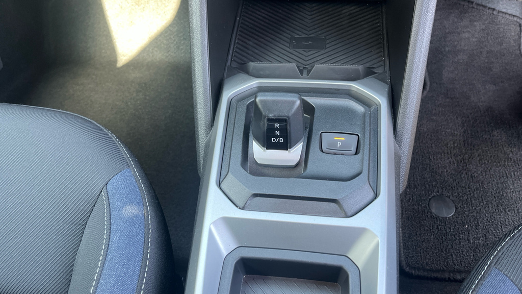 Dacia Duster 1.6 Hybrid 140 Extreme Grey #27