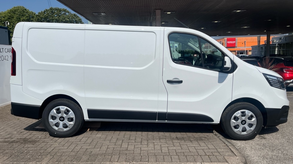 Renault Trafic Renault Trafic Sl30 Blue Dci 150 Advance Van Edc WR26SXO White #2