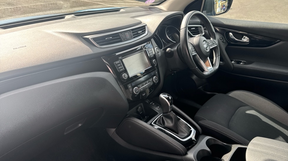 Nissan Qashqai Nissan Qashqai 1.3 Dig-t 160 157 N-connecta Blue #6