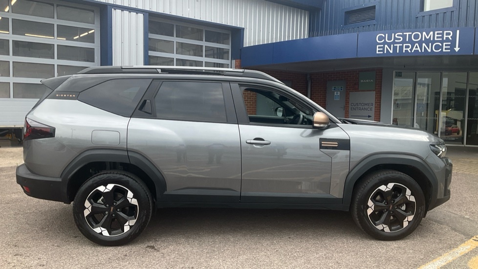 Dacia Bigster Bigster 1.8 Hybrid 155 Extreme Estate Grey #2