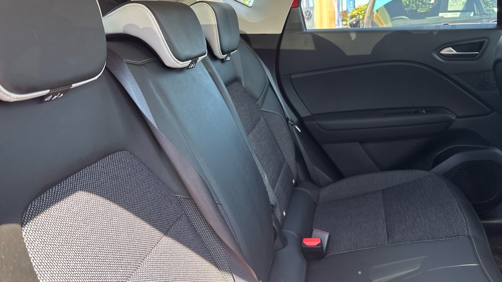 Renault Captur 1.6 E-tech Full Hybrid 145 Techno Blue #16