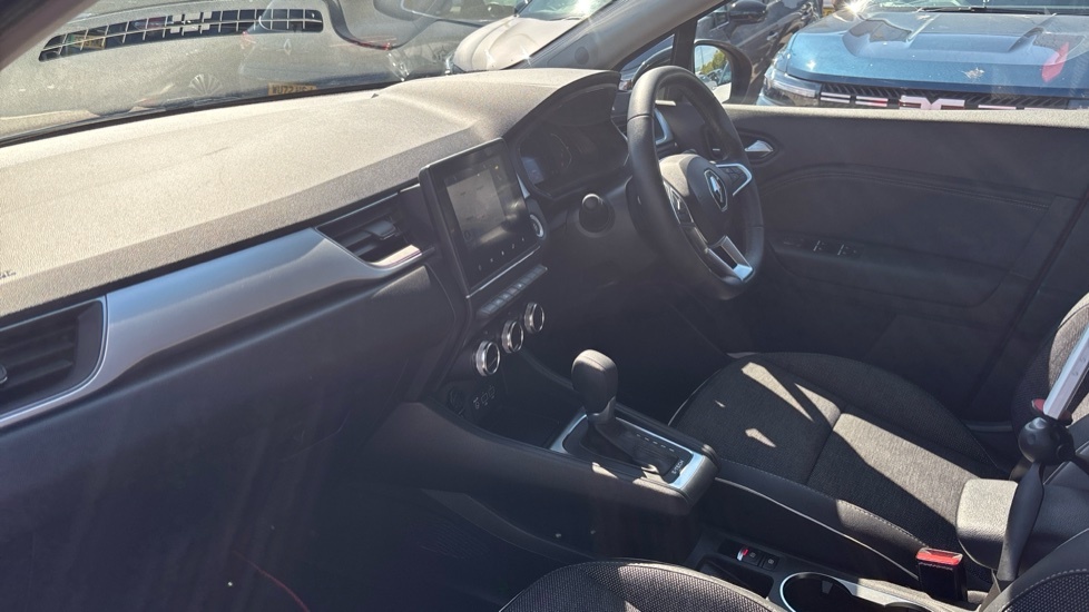 Renault Captur Captur 1.6 E-tech Full Hybrid 145 Techno Red #6