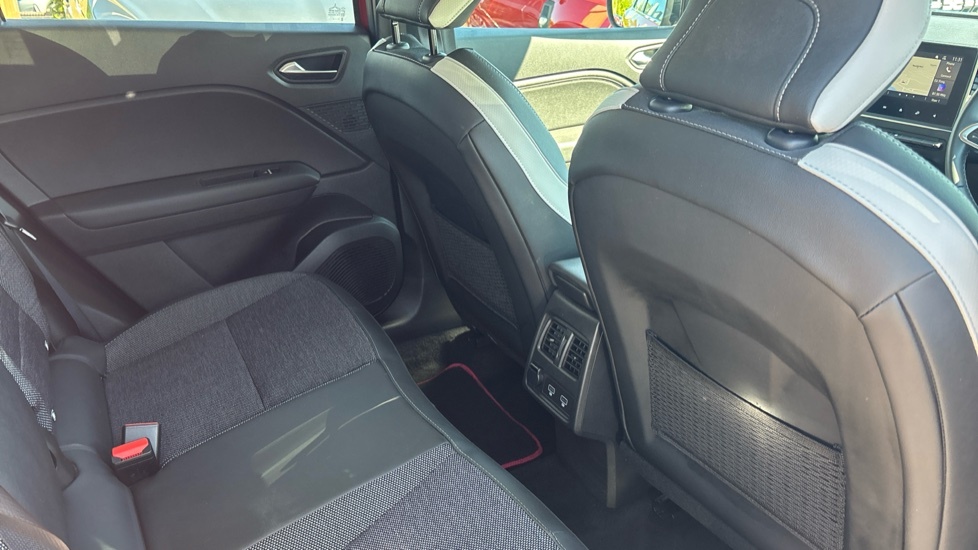 Renault Captur 1.6 E-tech Full Hybrid 145 Techno Blue #14