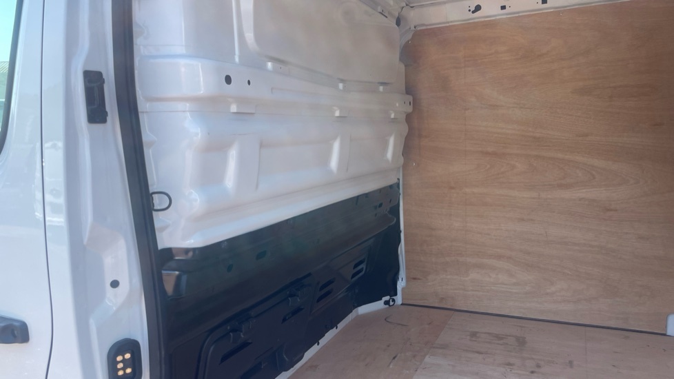Renault Trafic 2.0 Dci Blue 30 Extra Sport Lwb Euro 6 Ss  #27