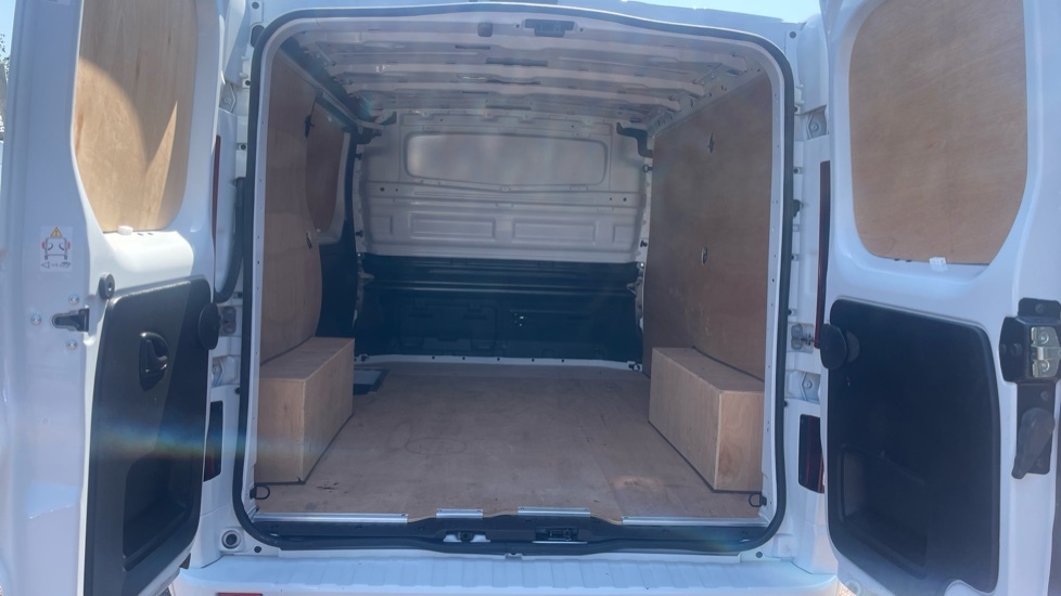 Renault Trafic 2.0 Dci Blue 30 Extra Sport Lwb Euro 6 Ss  #25