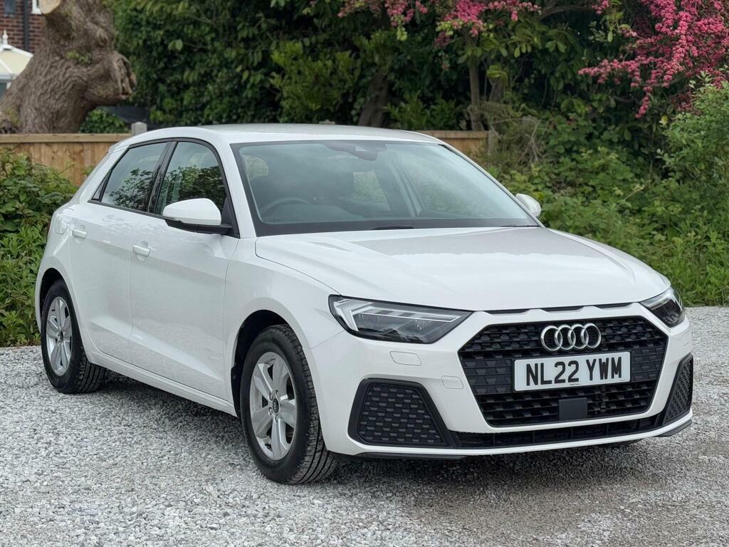 Audi A1 1.0 Tfsi 25 Technik Sportback Euro 6 S S NL22YWM White #4