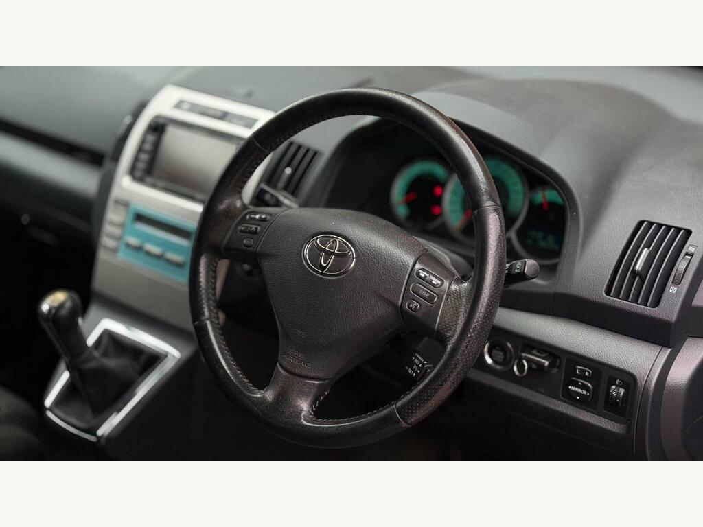 Toyota Corolla Verso 1.8 Sr Multimode Grey #6
