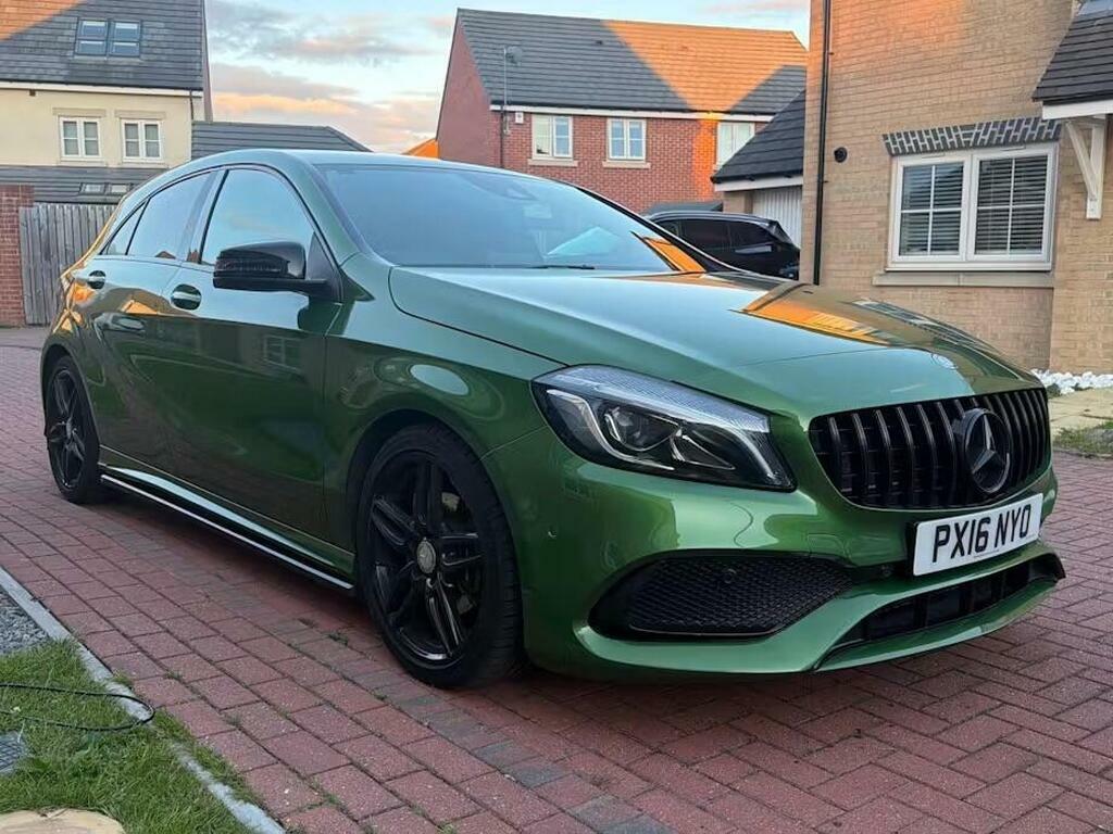 Mercedes-Benz A Class Hatchback Black #1
