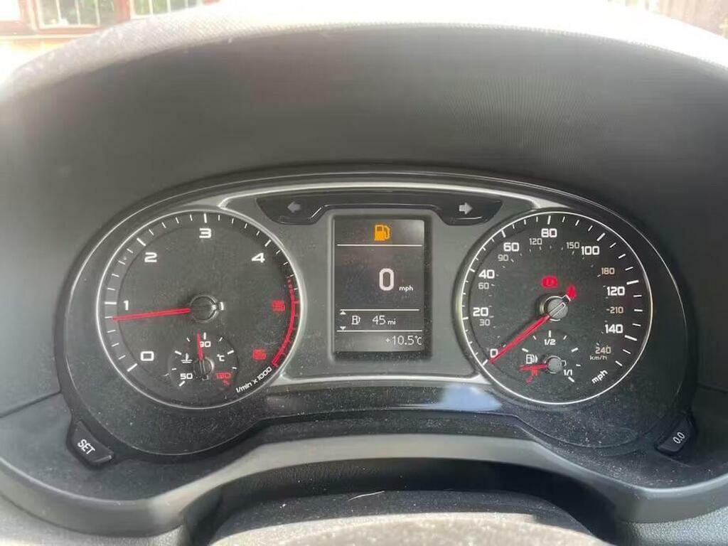 Audi A1 1.4 Tfsi S Line Style Edition S Tronic Silver #6