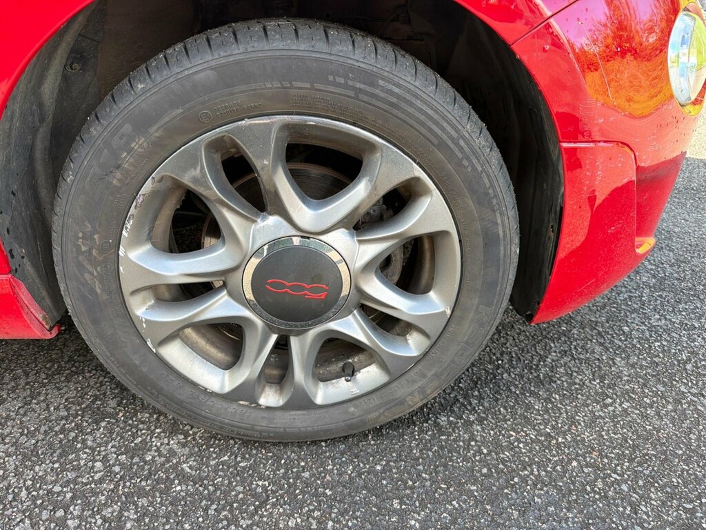 Fiat 500 Lounge Red #8