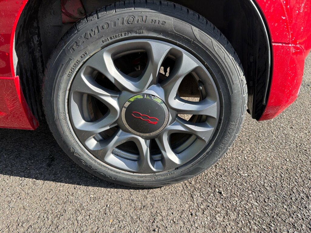 Fiat 500 Lounge Red #6