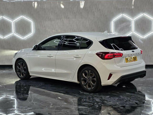 Ford Focus 2022 1.0 St-line YG72TXF White #4