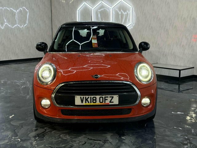 Mini Hatch 2018 1.5 Cooper D VK18OFZ Orange #2