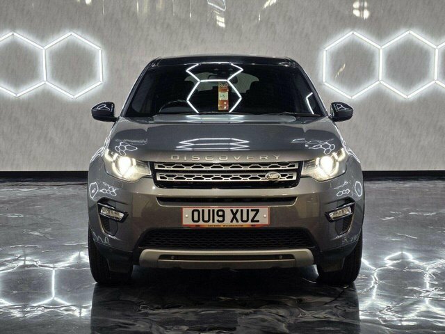 Land Rover Discovery Sport 2019 Td4 Hse OU19XUZ Grey #2