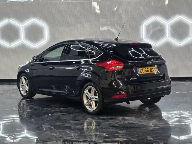 Ford Focus 2016 Zetec CU66BXX Black #4