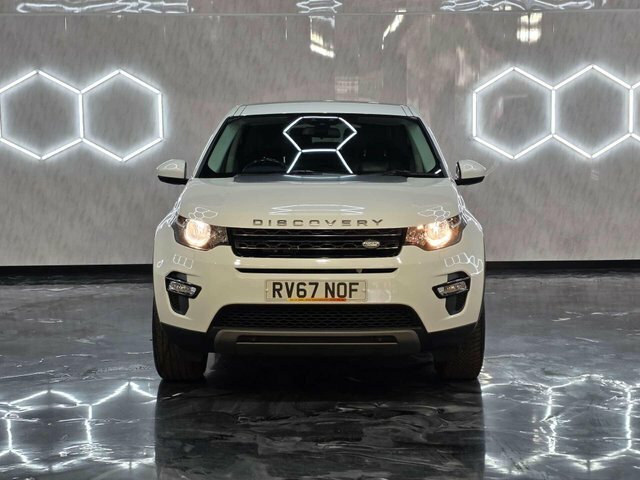 Land Rover Discovery Sport 2017 Td4 Se Tech RV67NOF White #2