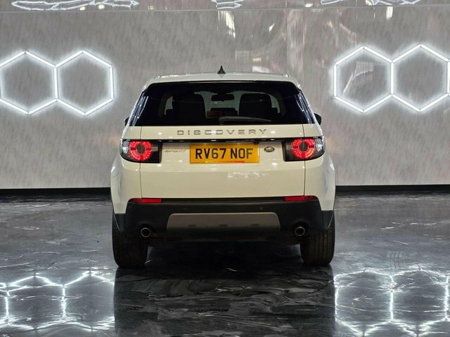 Land Rover Discovery Sport 2017 Td4 Se Tech RV67NOF White #5