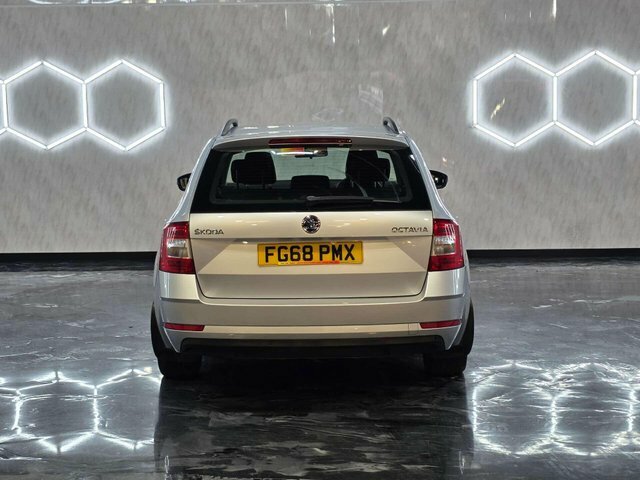 Skoda Octavia 2018 Se Tsi Silver #5