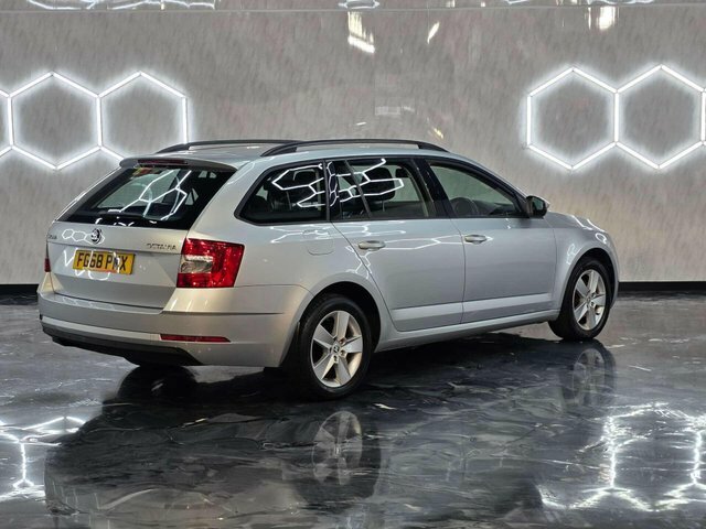 Skoda Octavia 2018 Se Tsi Silver #6