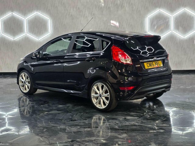 Ford Fiesta 2015 1.0T Ecoboost Titanium X Hatchback CN15XFL Black #4