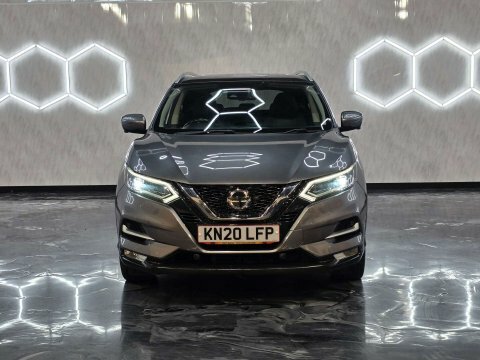 Nissan Qashqai 1.3 Dig-t Tekna KN20LFP #2