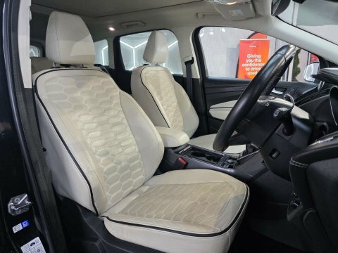 Ford Kuga 2017 2.0 Tdci Vignale Suv Awd Eu MT67FHJ Black #6