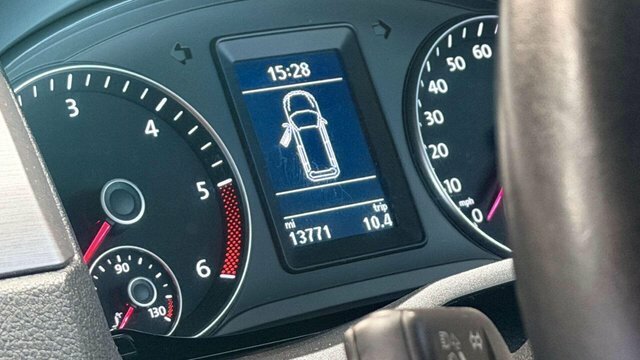 Volkswagen Caddy Maxi Life 2018 2.0 Tdi Bluemotion Tech Mpv Dsg Eu Red #6