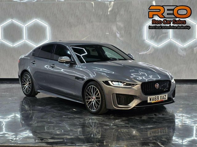 Jaguar XE 2019 R-dynamic S Grey