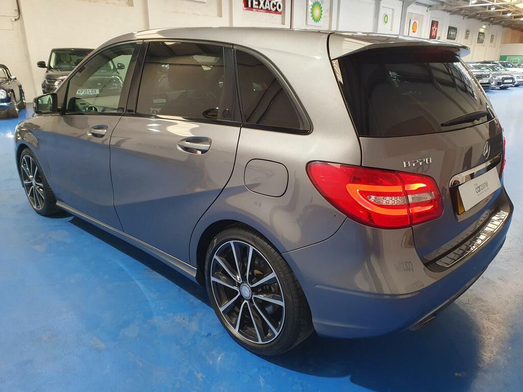 Mercedes-Benz B Class Mpv NL14OGF #5