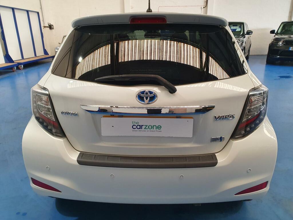 Toyota Yaris Hatchback GU62GCZ  #4