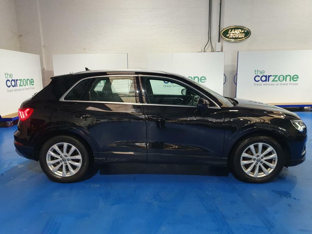 Audi Q3 Tfsi Sport BA19FNV Black #2