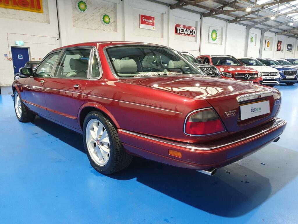 Daimler XJ Series Series 4.0 Six Lwb Saloon Blue #10