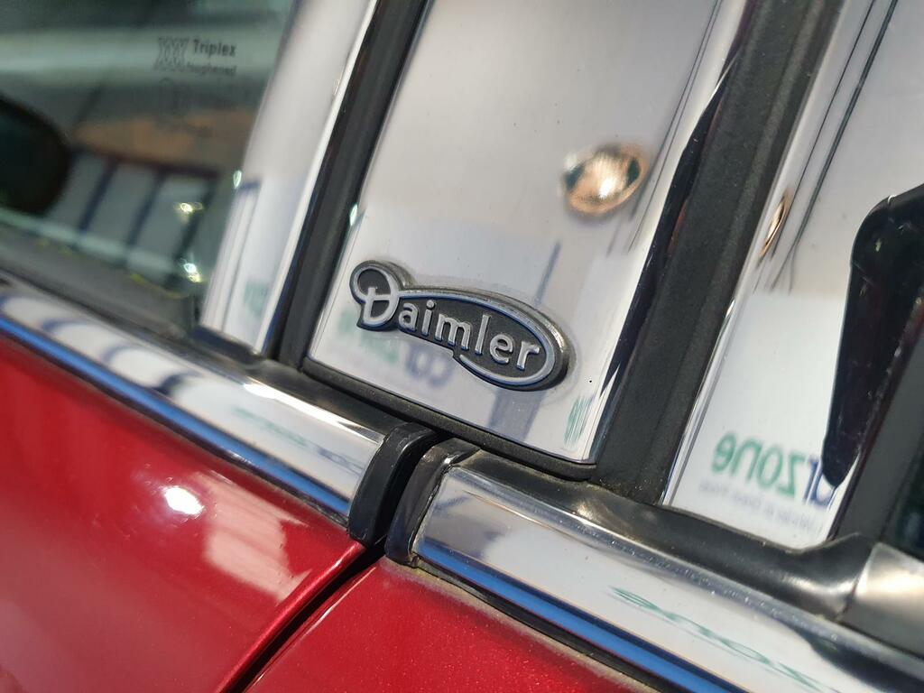 Daimler XJ Series Series 4.0 Six Lwb Saloon Blue #32