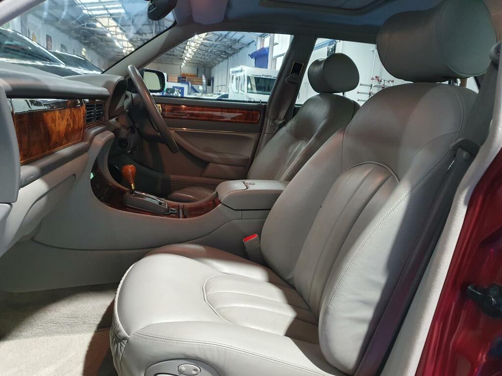 Daimler XJ Series Series 4.0 Six Lwb Saloon Blue #17