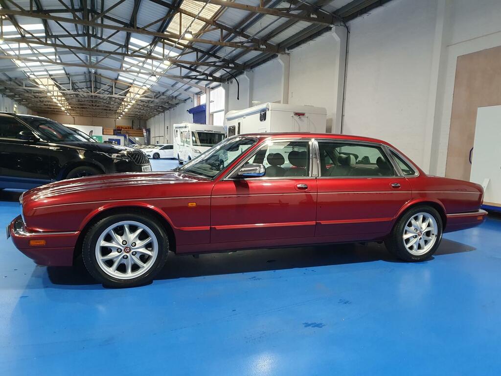 Daimler XJ Series Series 4.0 Six Lwb Saloon Blue #12