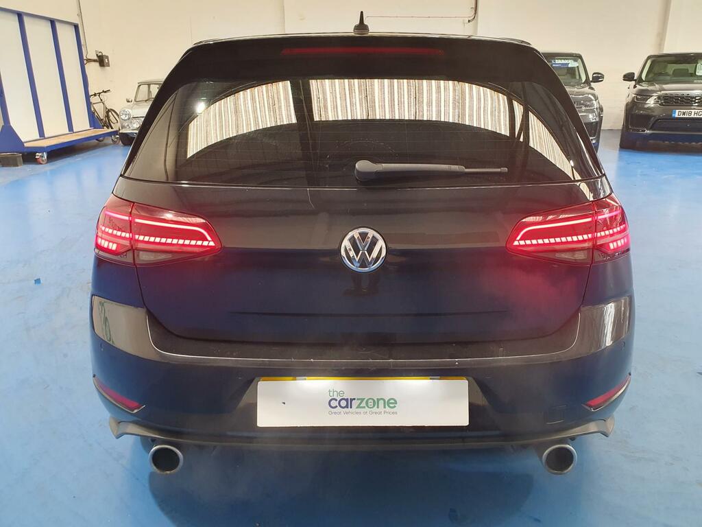 Volkswagen Golf Hatchback LD67KNH #4