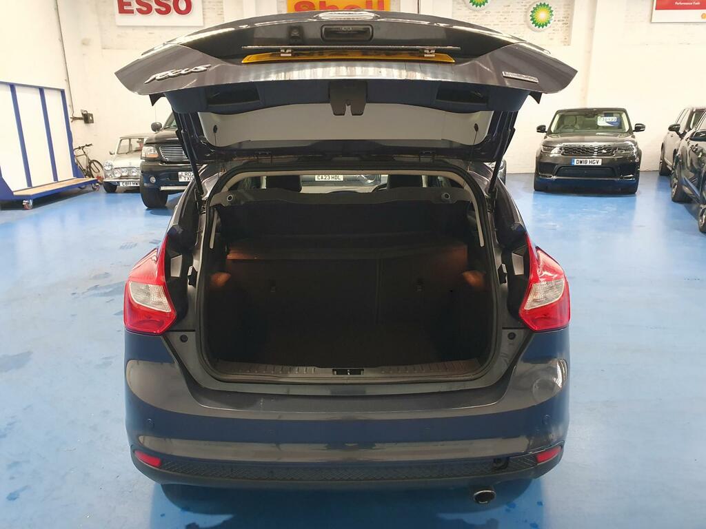Ford Focus Hatchback EN12DFC #4