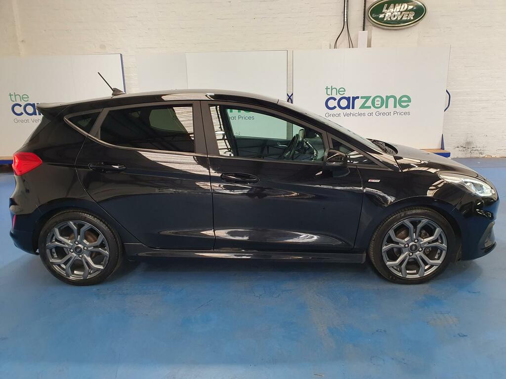 Ford Fiesta Hatchback CA70TJV  #2