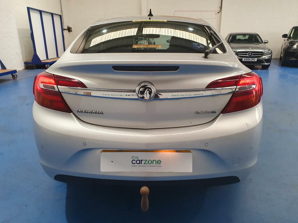 Vauxhall Insignia Hatchback DV15WHR #4