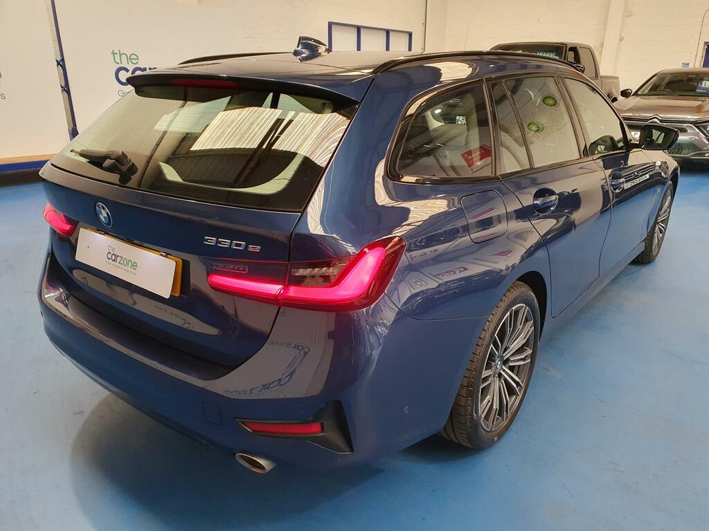BMW 3 Series Estate EJ71KZW #3