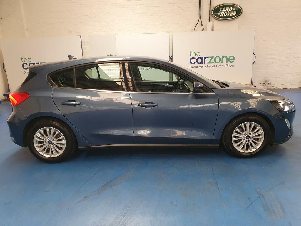 Ford Focus Hatchback ML20FYU #2