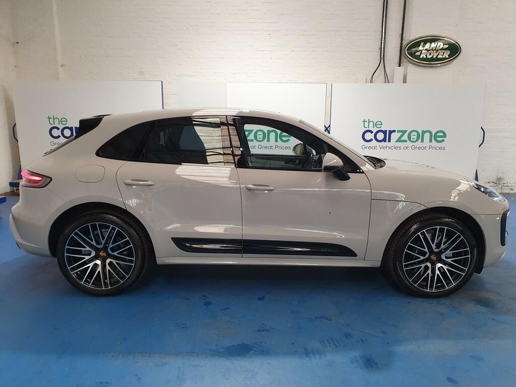 Porsche Macan Estate  #2