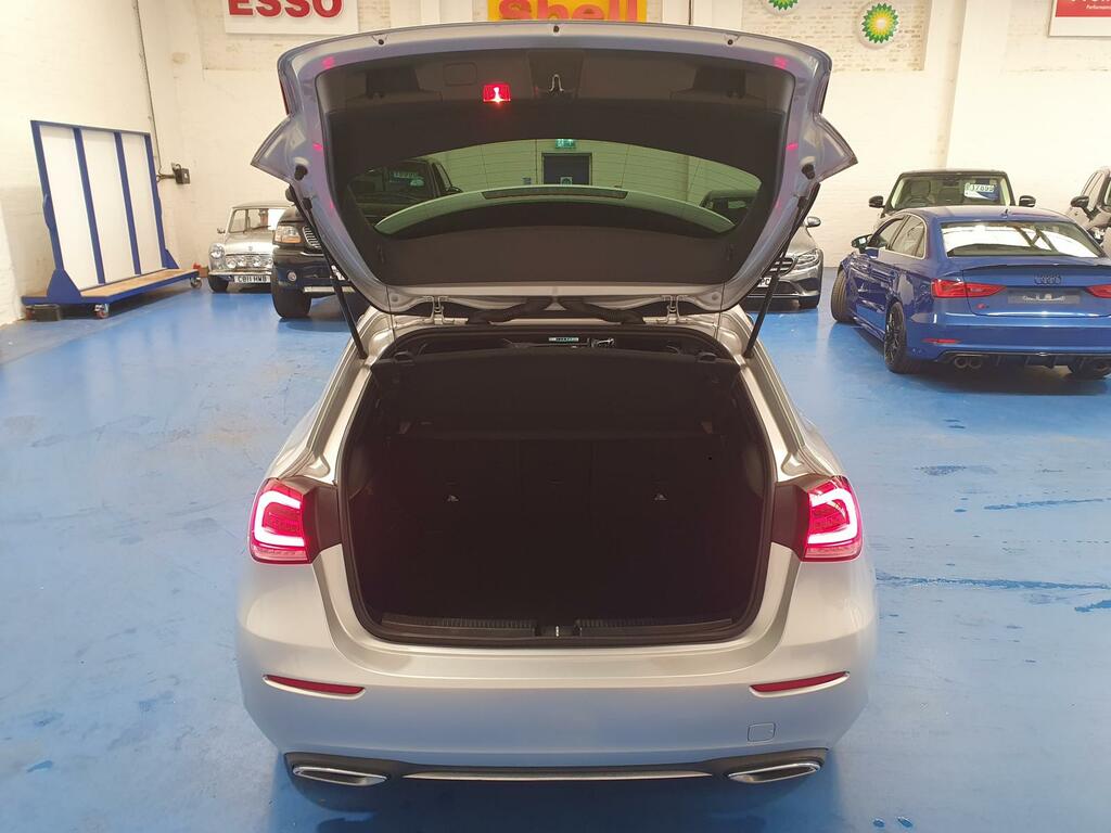Mercedes-Benz A Class Hatchback KL19RXW #5