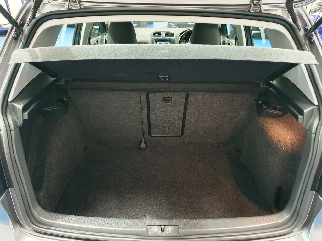 Volkswagen Golf Hatchback RV11NDN #6