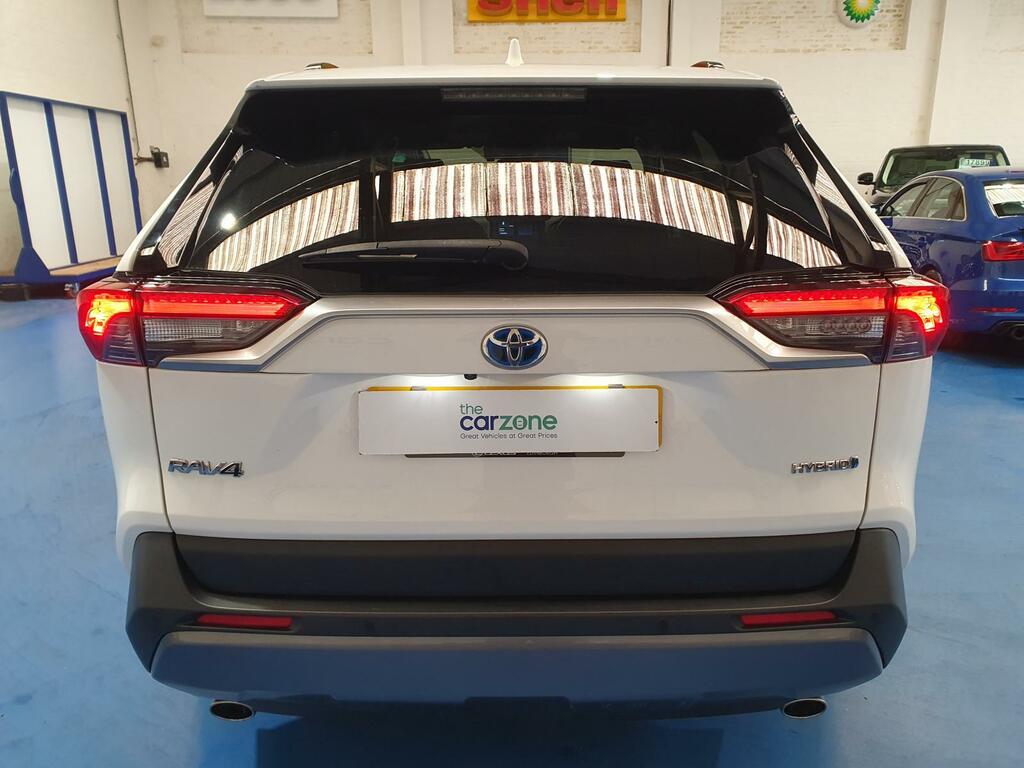 Toyota Rav 4 Estate  #4