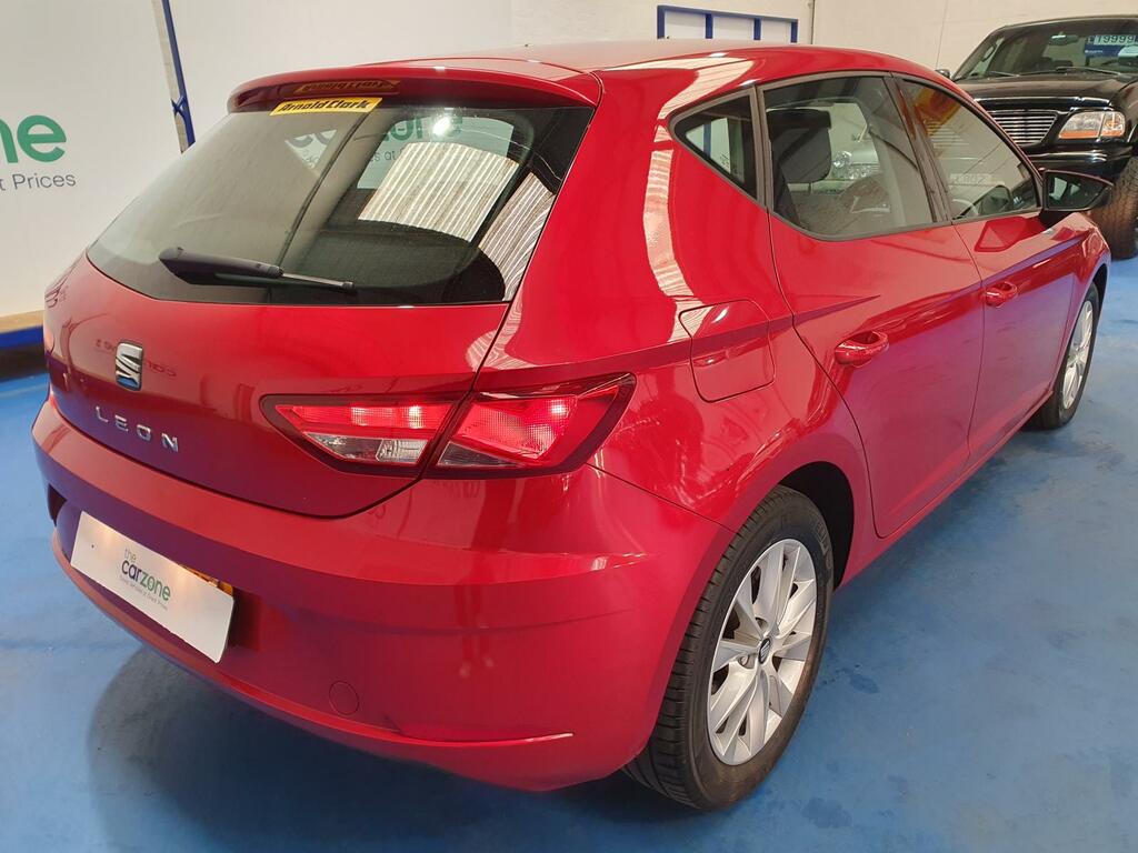 Seat Leon Hatchback Red #3
