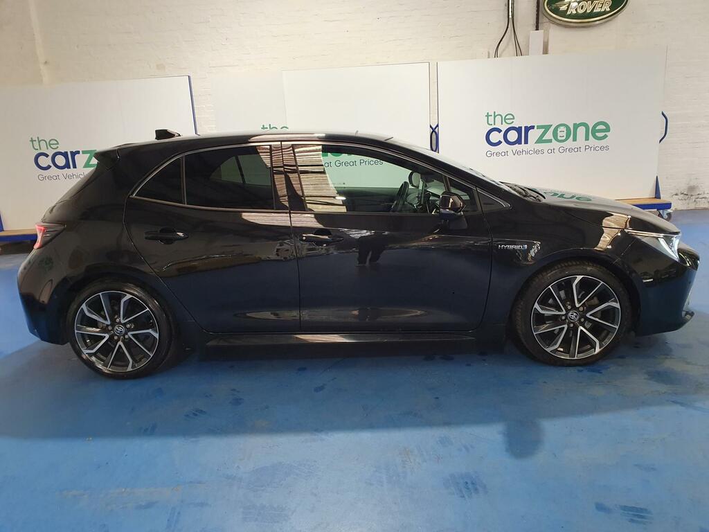 Toyota Corolla Hatchback YM21WJC #2