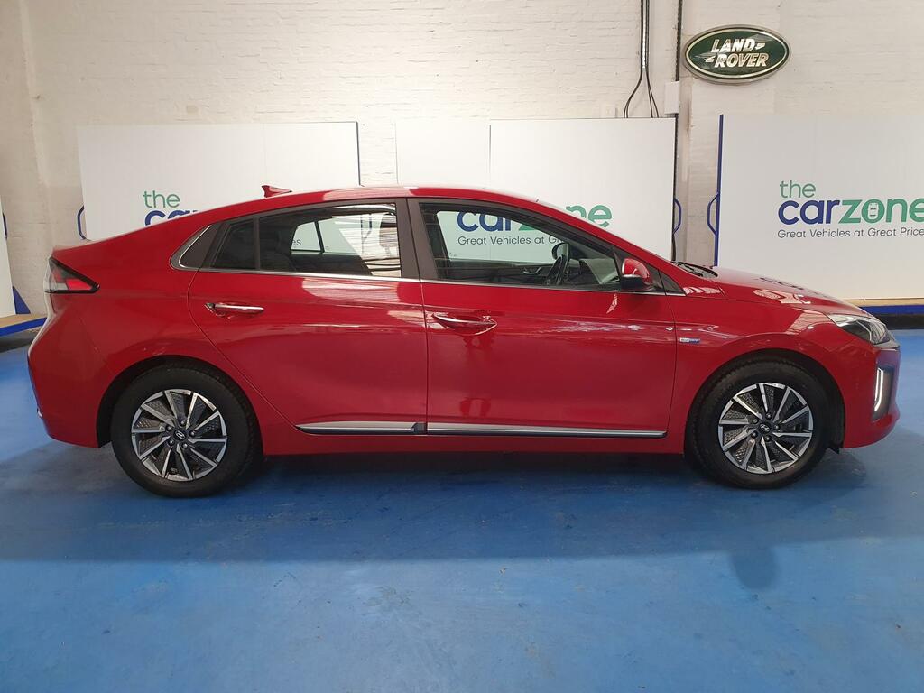 Hyundai Ioniq Hatchback #2