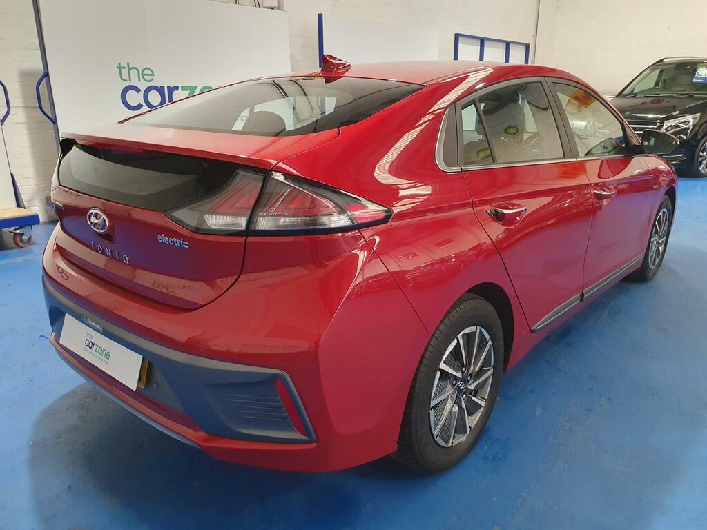 Hyundai Ioniq Hatchback #3