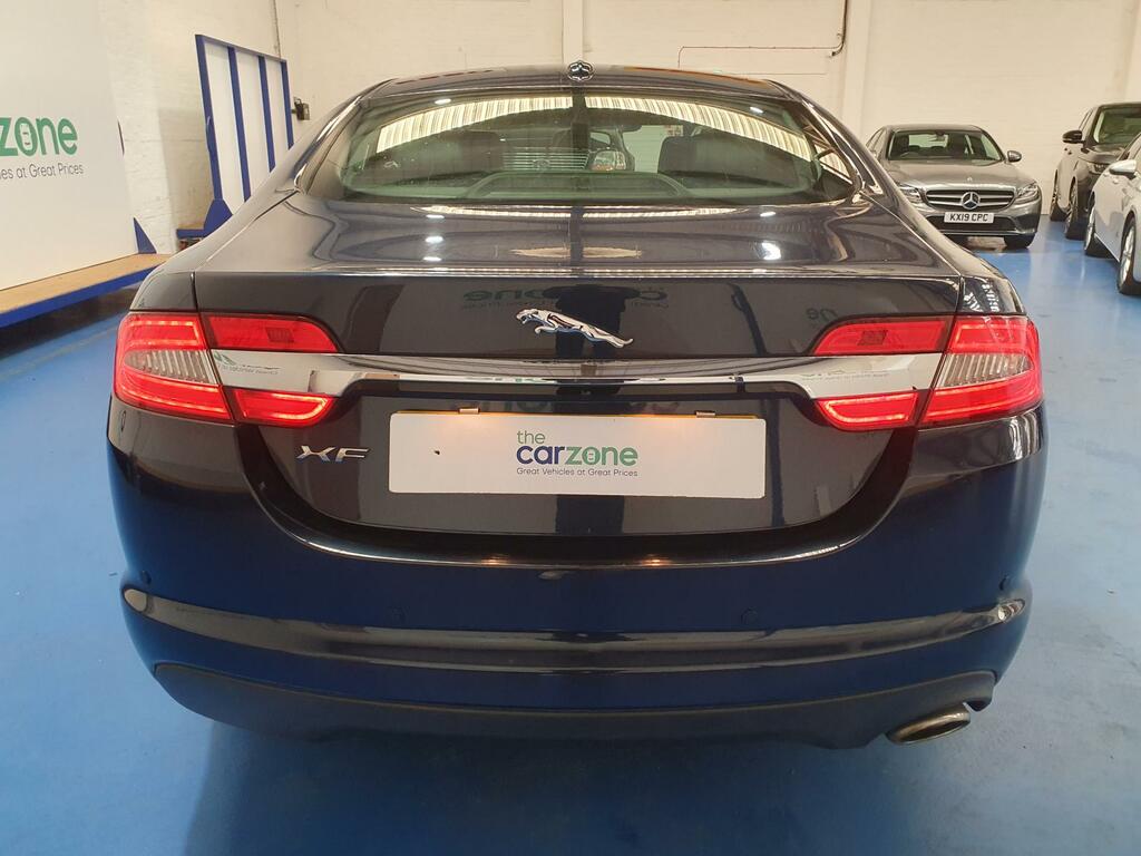 Jaguar XF Saloon  #4